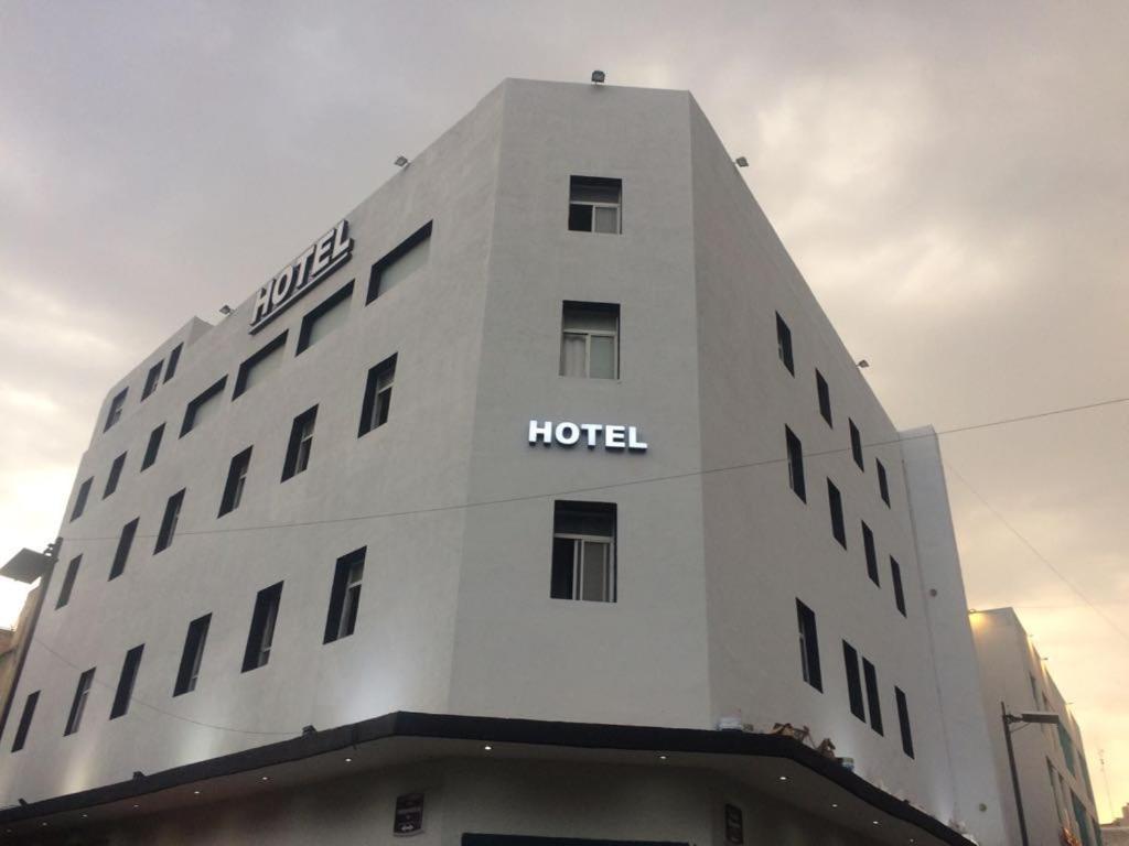 Hotel Vigo Гвадалахара Екстер'єр фото